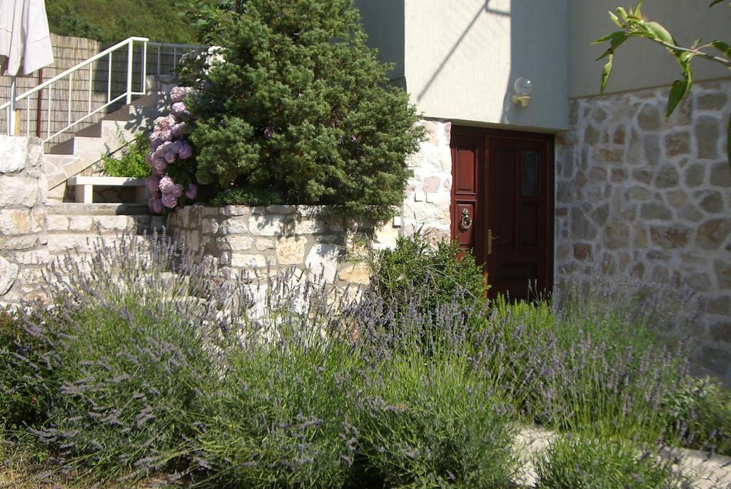 Studios Peric Sveti Stefan Δωμάτιο φωτογραφία