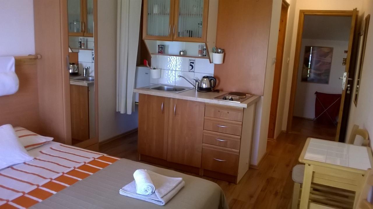 Studios Peric Sveti Stefan Εξωτερικό φωτογραφία